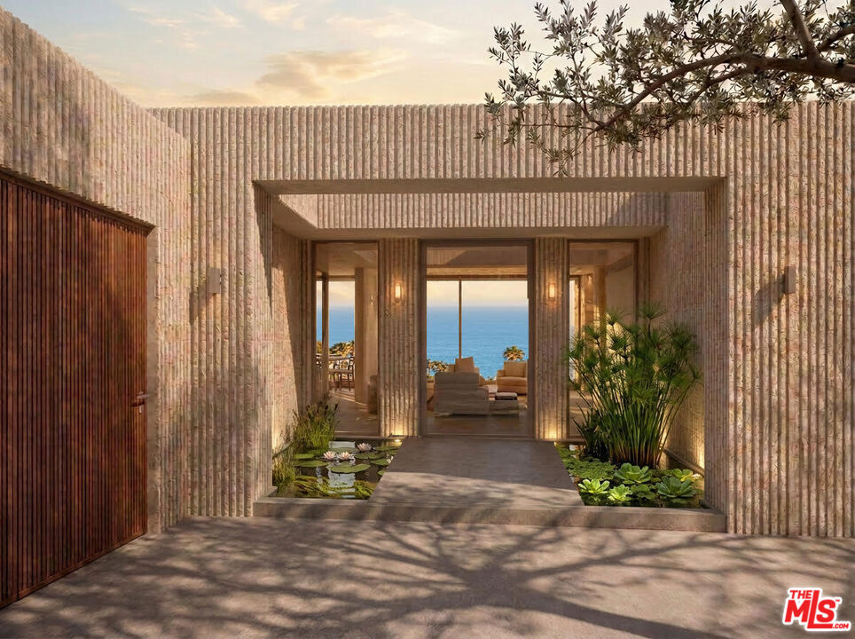 20414 Roca Chica Drive Property Photo 1