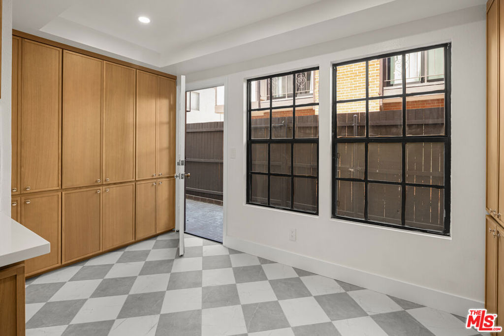 11759 Gateway Boulevard Property Photo 17