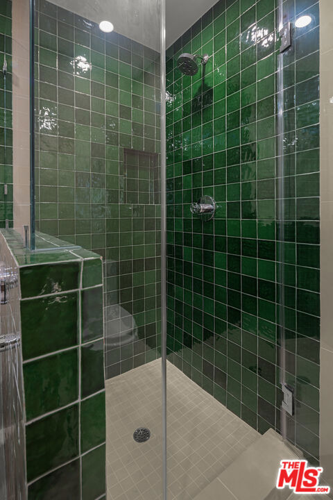 11759 Gateway Boulevard Property Photo 26