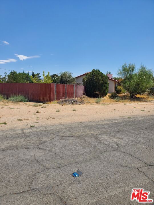 13435 Tioga Road Property Photo 6