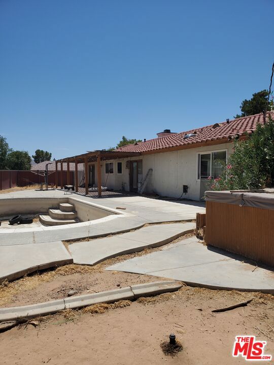 13435 Tioga Road Property Photo 10