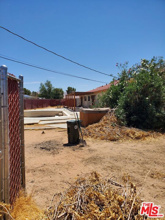 13435 Tioga Road Property Photo 11