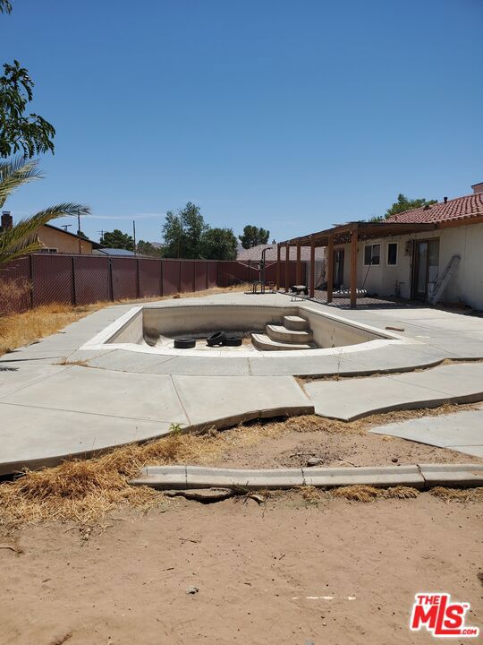 13435 Tioga Road Property Photo 13