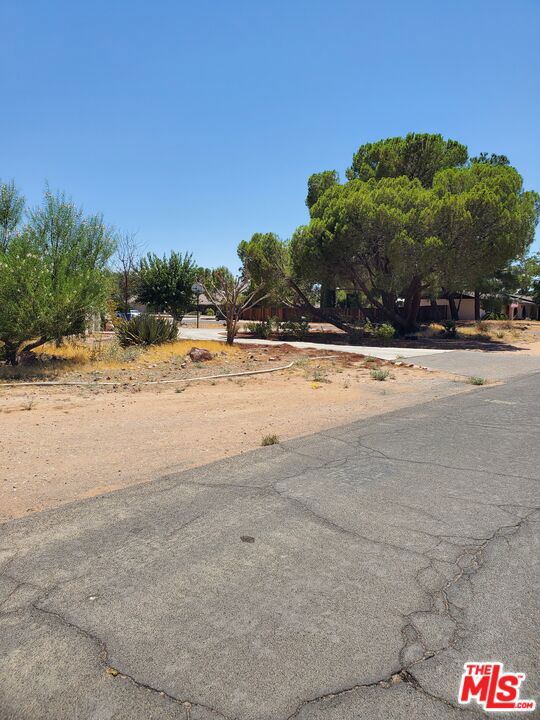 13435 Tioga Road Property Photo 18