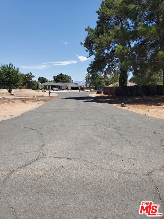 13435 Tioga Road Property Photo 19