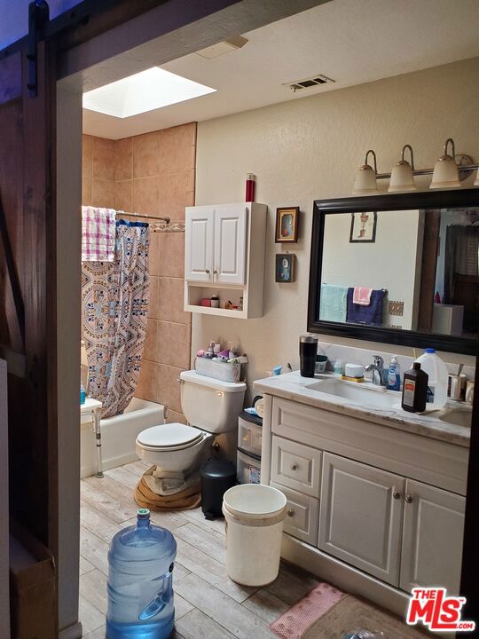 13435 Tioga Road Property Photo 24