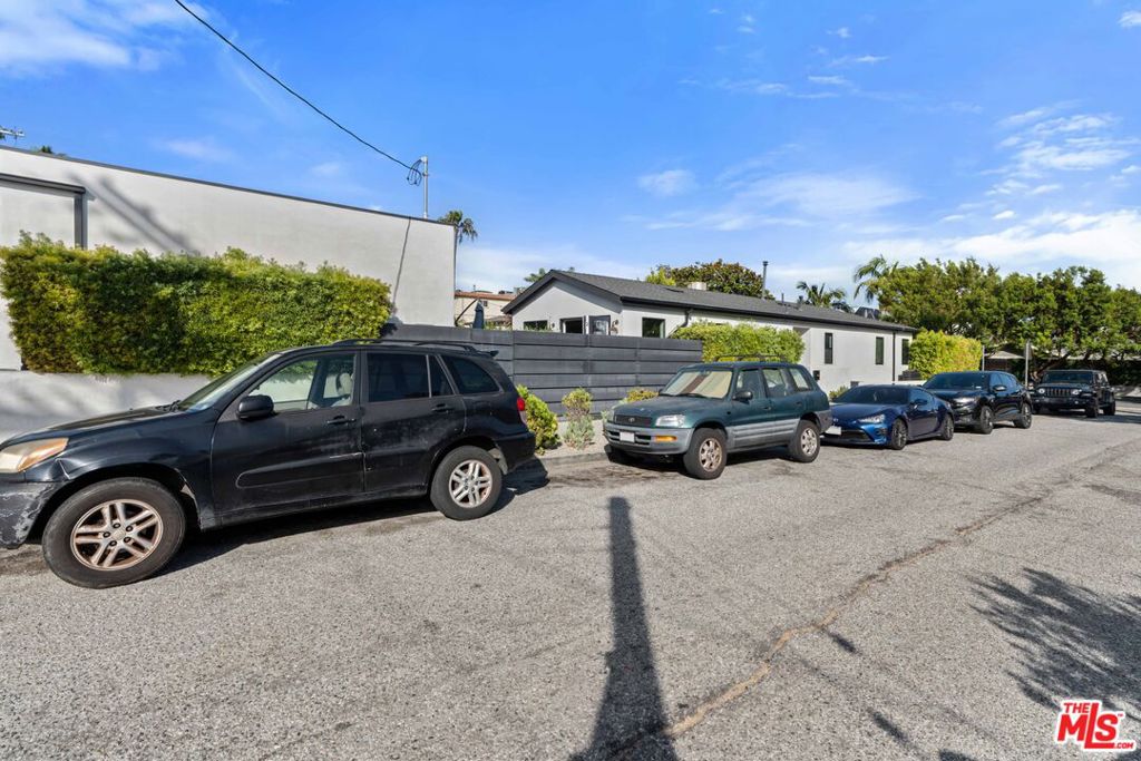 801 Howard Street Property Photo 26