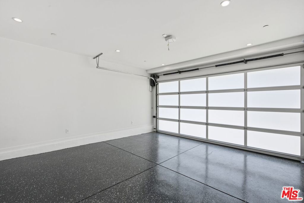 2311 Cove Avenue Property Photo 57