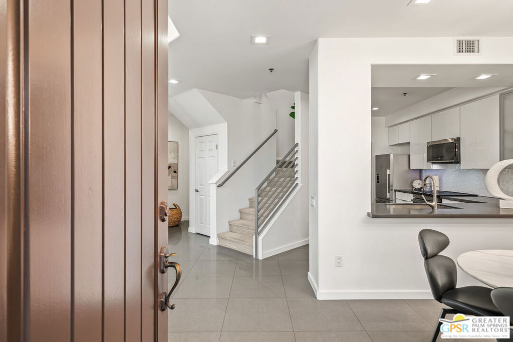 324 Ameno Drive Property Photo 4