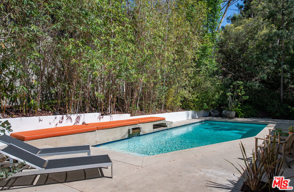 9031 Wonderland Park Avenue Property Photo 44