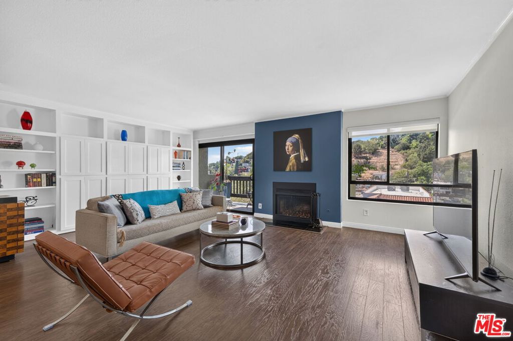 2018 Griffith Park Boulevard 219 Property Photo 1