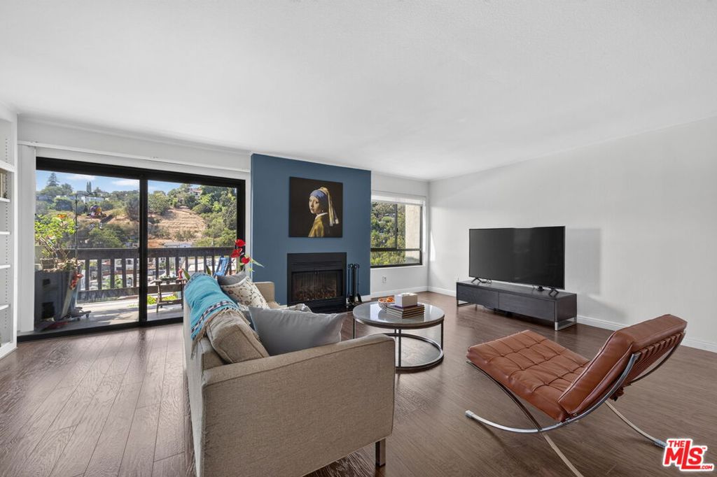 2018 Griffith Park Boulevard 219 Property Photo 5
