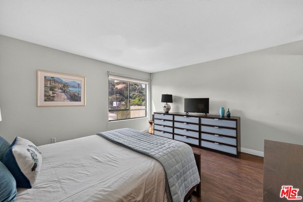 2018 Griffith Park Boulevard 219 Property Photo 18