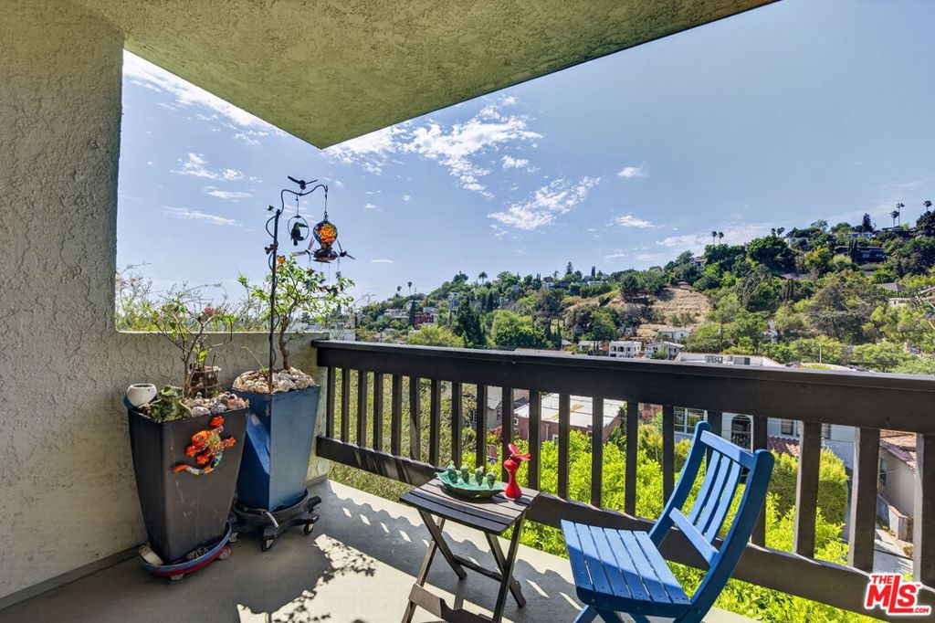 2018 Griffith Park Boulevard 219 Property Photo 27