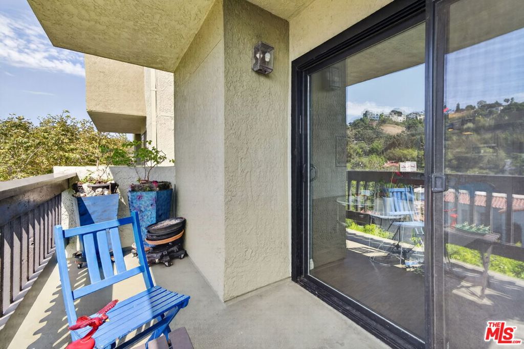 2018 Griffith Park Boulevard 219 Property Photo 29