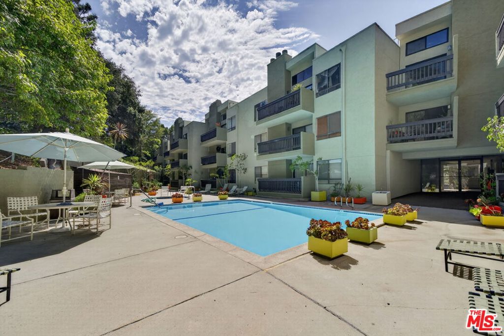 2018 Griffith Park Boulevard 219 Property Photo 30