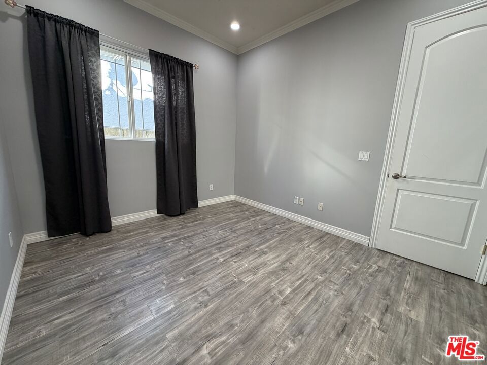 10006 Samoa Avenue Property Photo 12