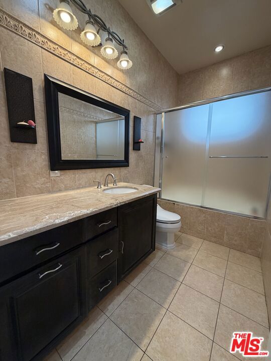 10006 Samoa Avenue Property Photo 14