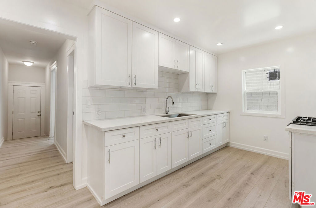 2309 W 29th Place Property Photo 15