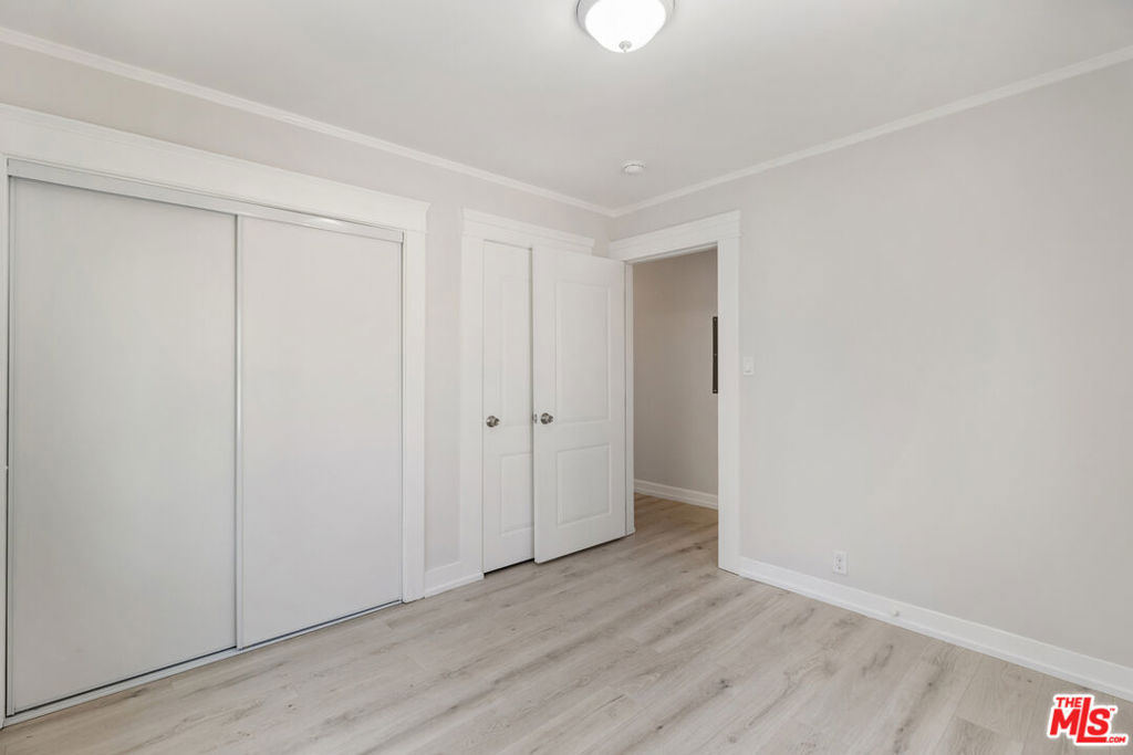 2309 W 29th Place Property Photo 19