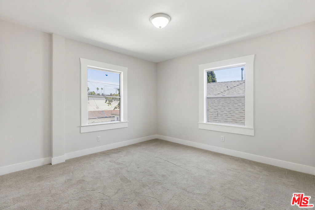2309 W 29th Place Property Photo 22
