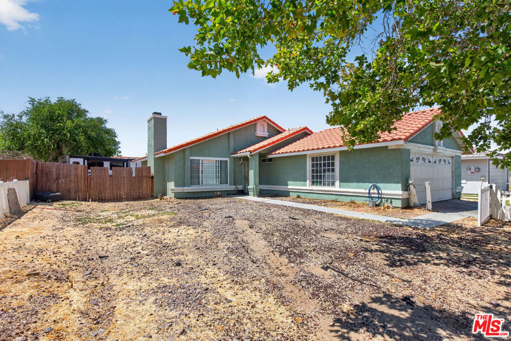 1718 Polo Court Property Photo 5