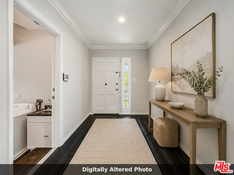 5343 Blanco Way Property Photo 3