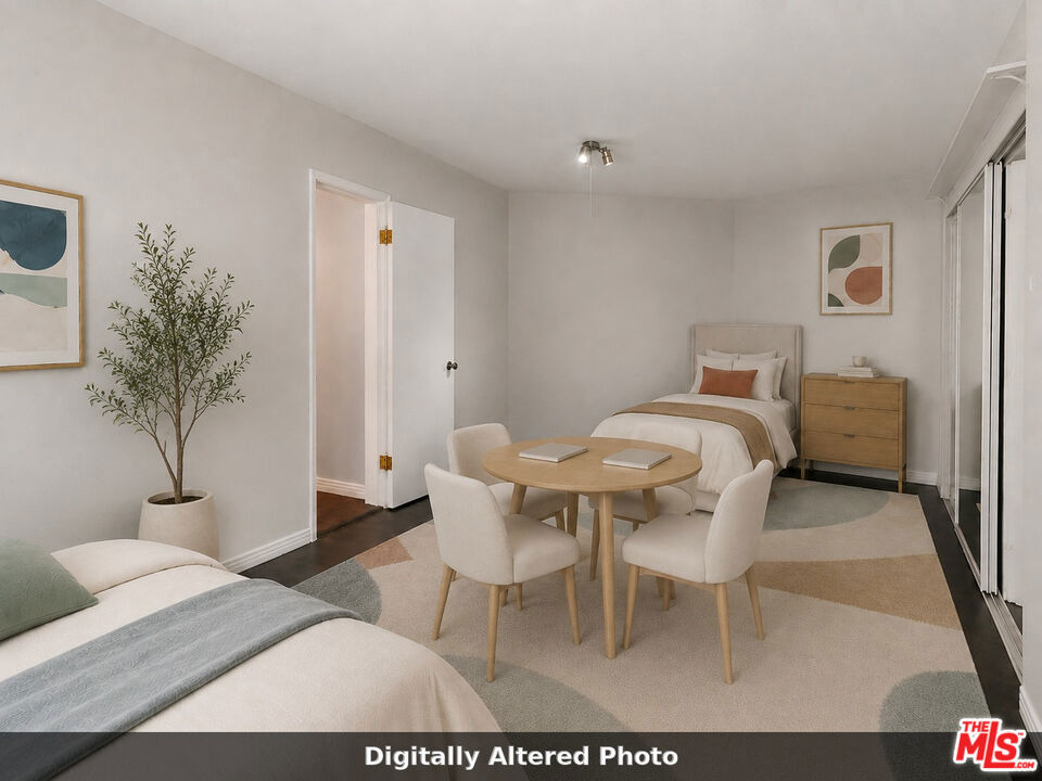 5343 Blanco Way Property Photo 19