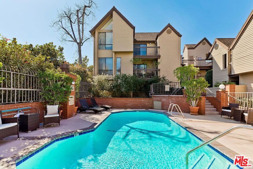 835 S Lucerne Boulevard 310 Property Photo 48