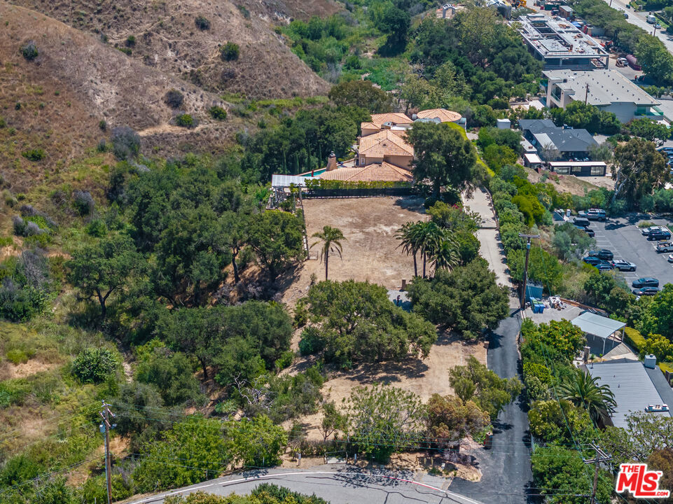 3860 Puerco Canyon Road Property Photo 20