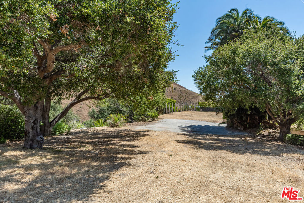 3860 Puerco Canyon Road Property Photo 25
