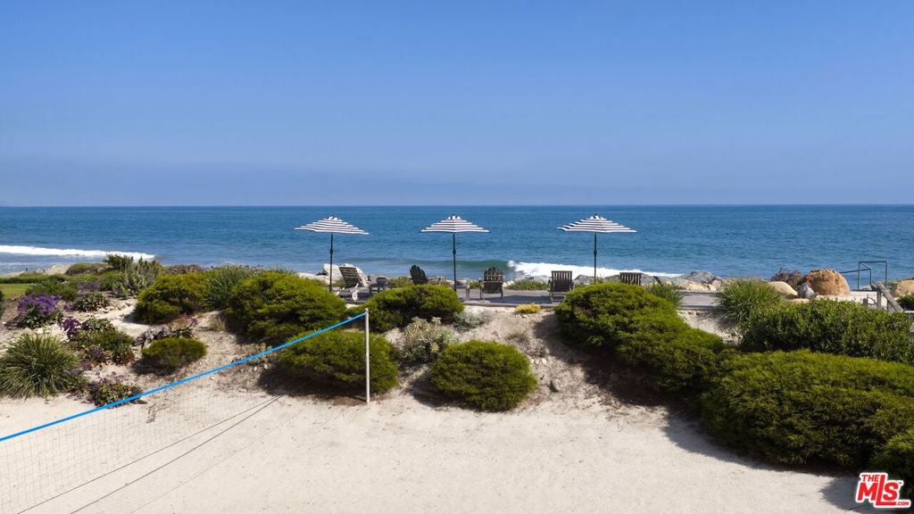 4217 Avenue Del Mar Property Photo 40