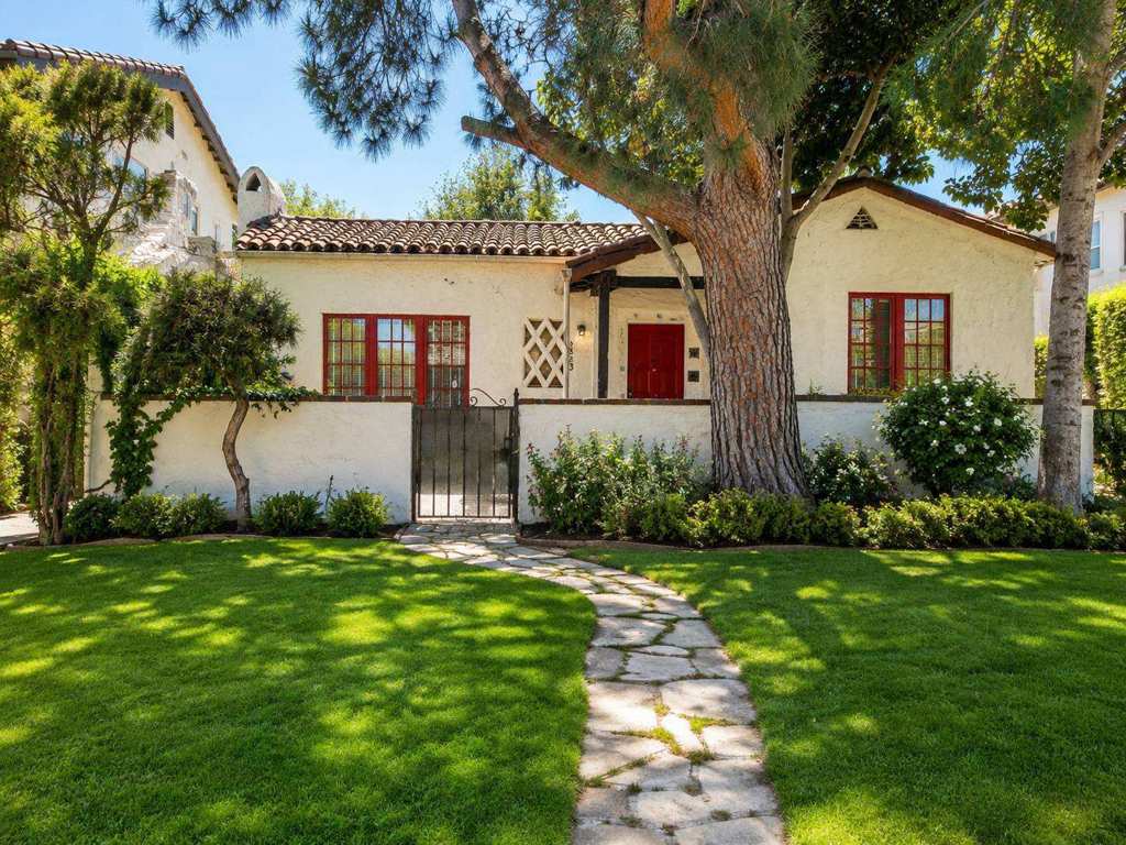 1923 Midvale Avenue Property Photo 1