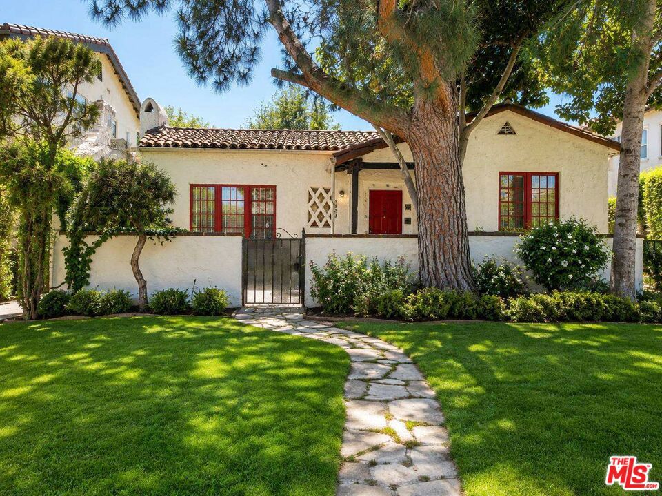 1923 Midvale Avenue Property Photo 2