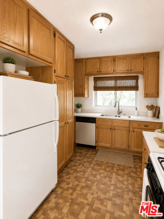 1923 Midvale Avenue Property Photo 19