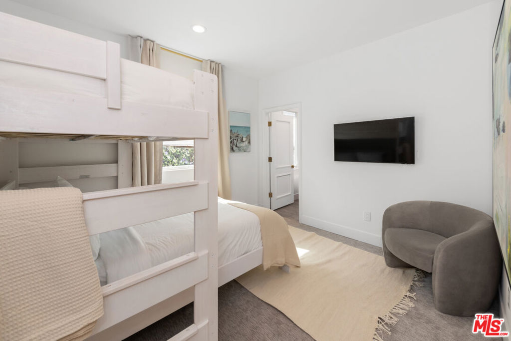 130 Reef Mall Property Photo 63