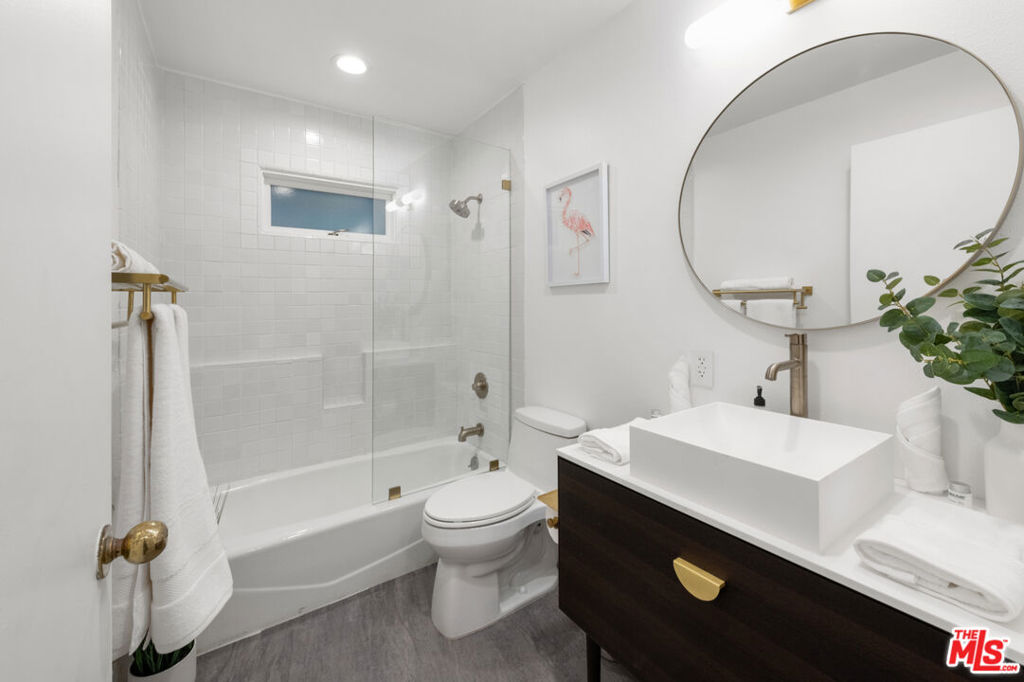 130 Reef Mall Property Photo 64