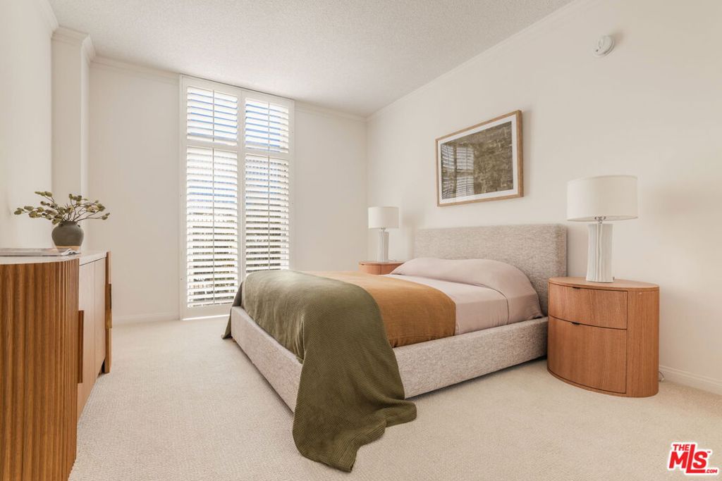 1333 S Beverly Glen Boulevard 405 Property Photo 13