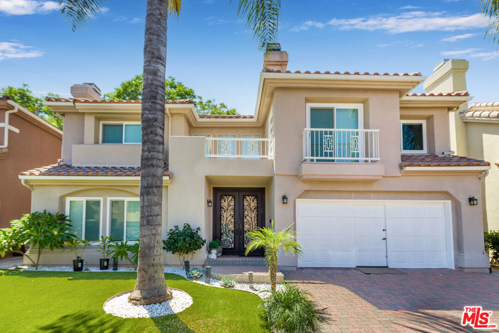 5711 Aura Property Photo 1