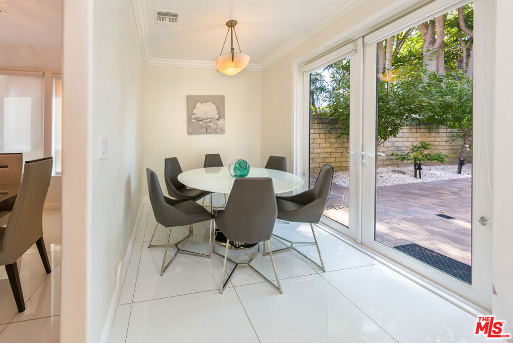 5711 Aura Property Photo 16