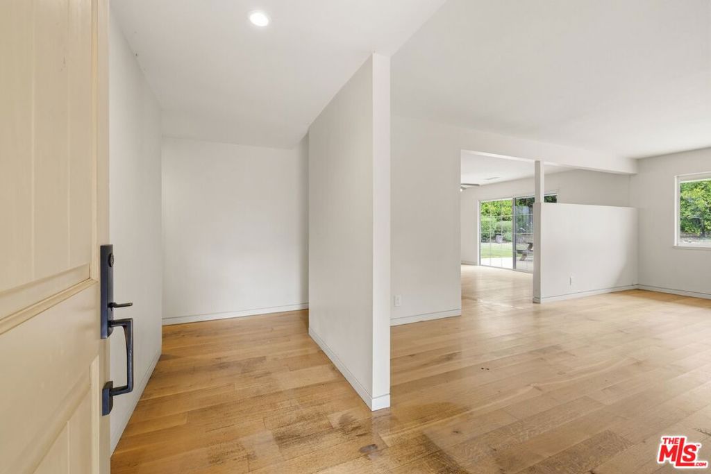 436 Via Roma Property Photo 7