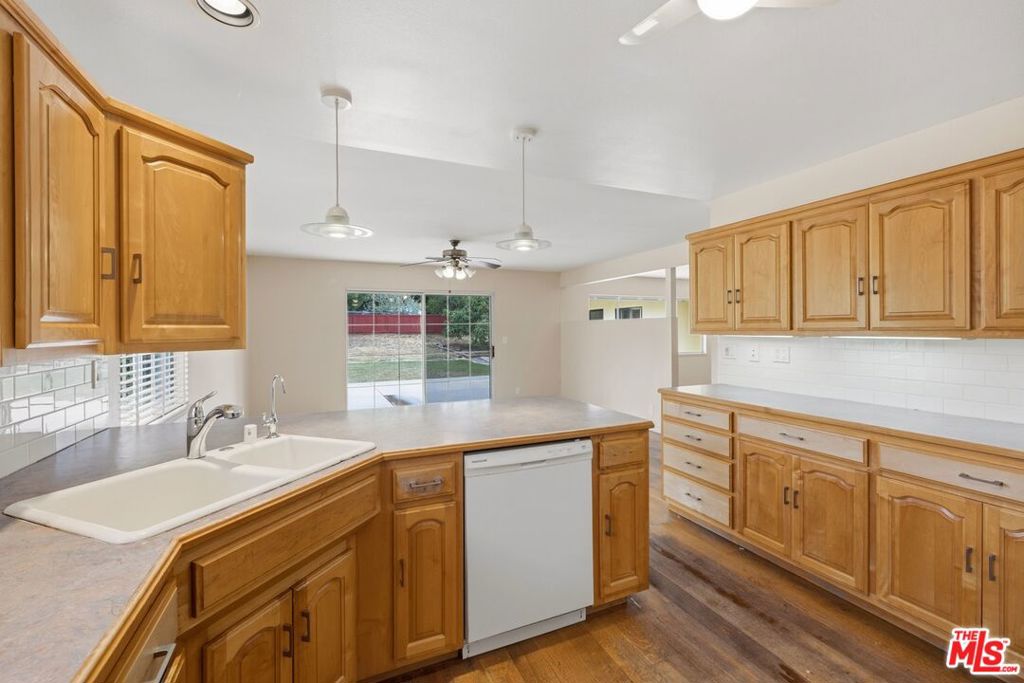 436 Via Roma Property Photo 22