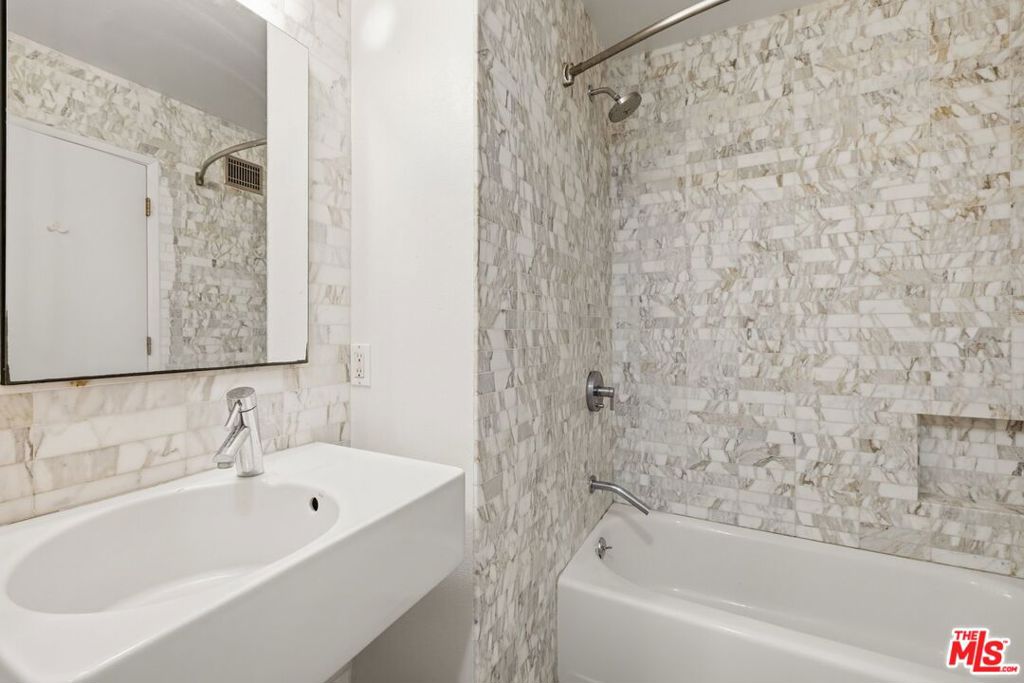 436 Via Roma Property Photo 29