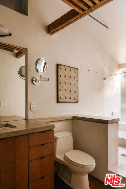 554 Westminster Avenue Property Photo 27