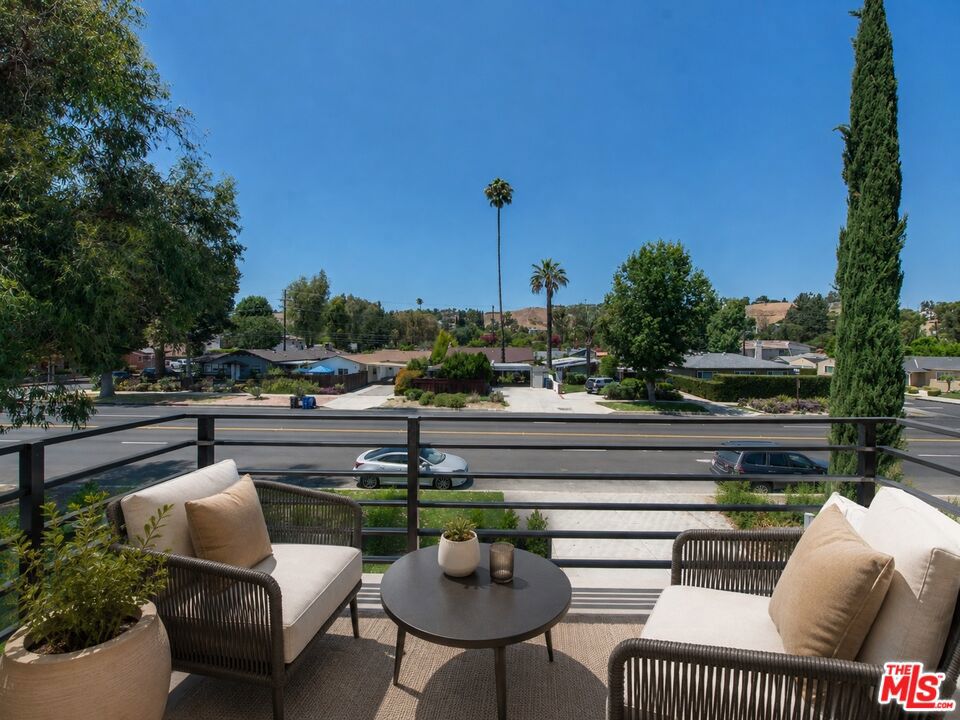 4942 Topanga Canyon Boulevard Property Photo 13