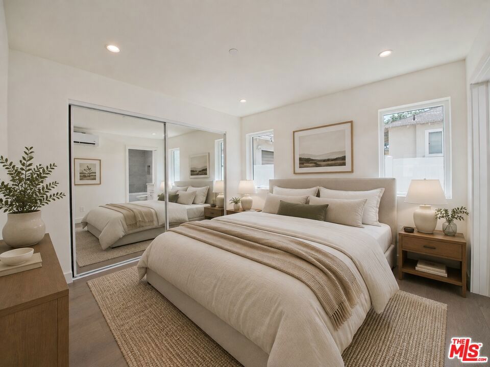 4942 Topanga Canyon Boulevard Property Photo 17