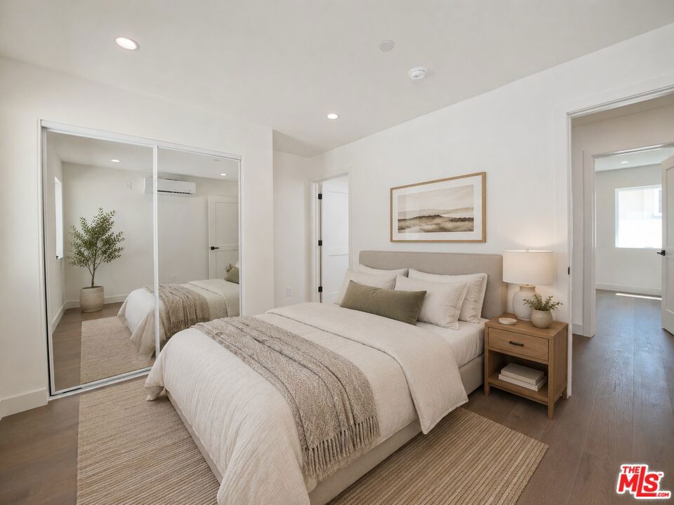 4942 Topanga Canyon Boulevard Property Photo 19