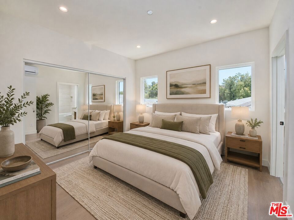 4942 Topanga Canyon Boulevard Property Photo 25