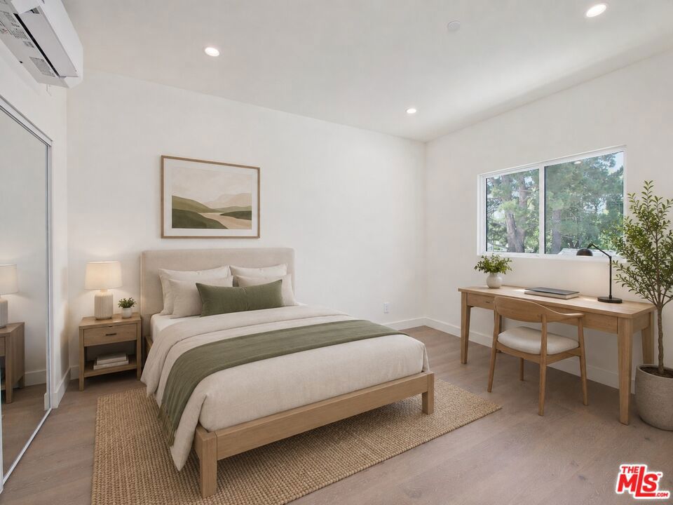 4942 Topanga Canyon Boulevard Property Photo 37