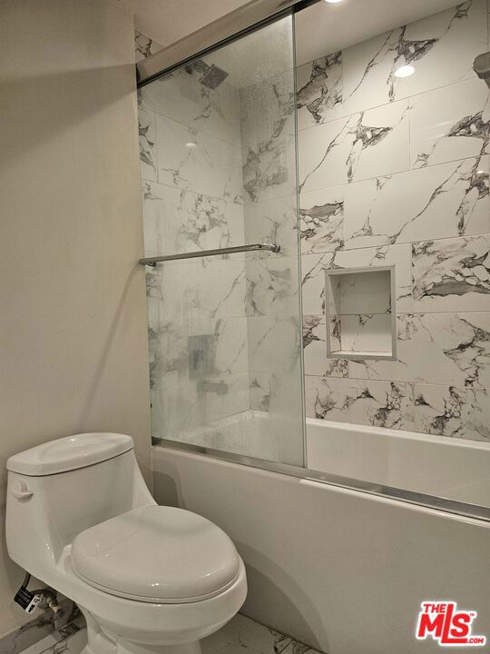 853 S Lucerne Boulevard 206 Property Photo 18